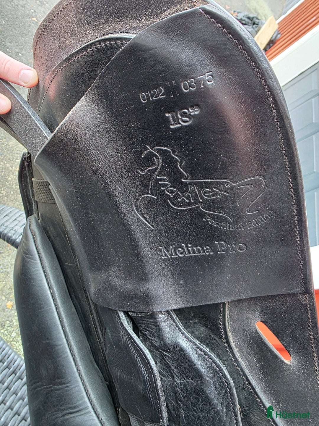 Sadlar hästutrustning till salu: Välvårdad dressyrsadel i Bodafors - Annons 5