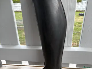 Ridstövlar ryttarutrustning till salu: CRW dressyrstövlar stl 37 – fint skick - Annons 2