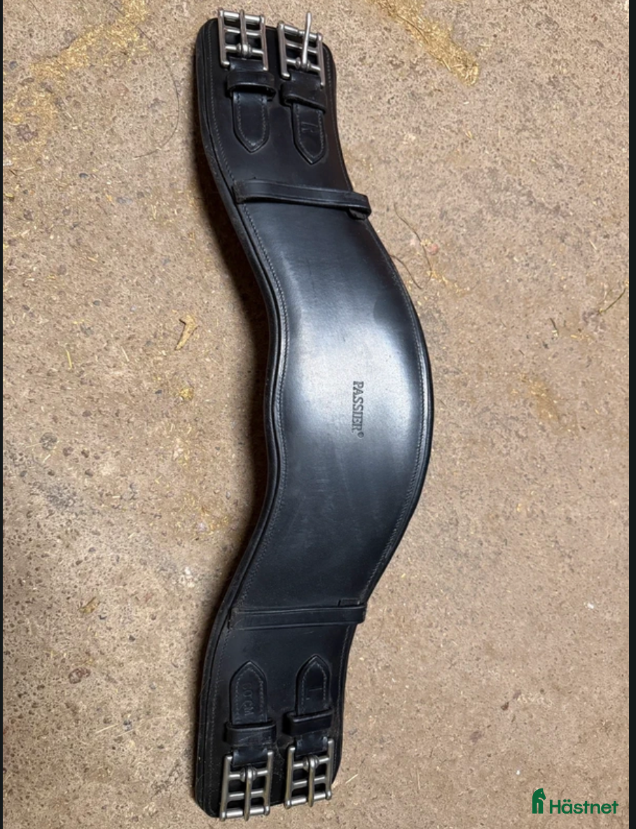 Sadeltillbehör hästutrustning till salu: Passier anatomisk sadelgjord i Kolbäck - Annons 5