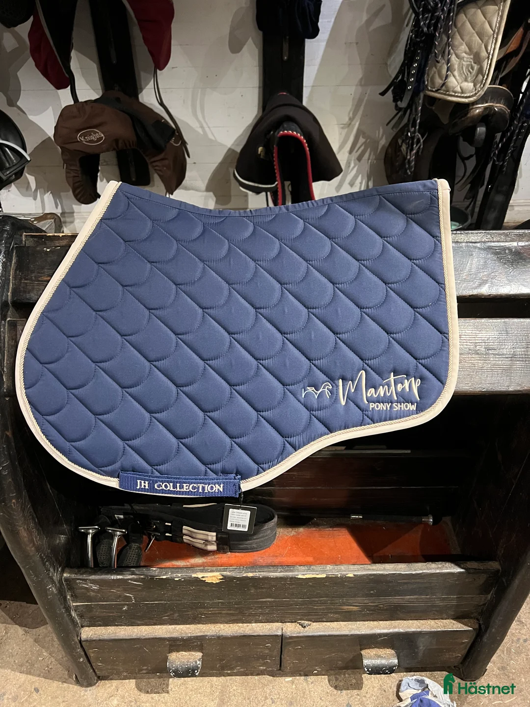 Schabrak & Vojlockar hästutrustning till salu: JH Collection Schabrak  i Vikbolandet - Annons 1