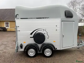 Hästtransporter fordon & transport till salu: En-hästars transport med sadelkammare - Annons 8