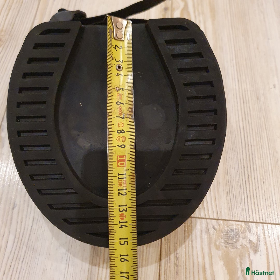 Benskydd hästutrustning till salu: Skyddsko häst Storlek L i Tranås - Annons 5