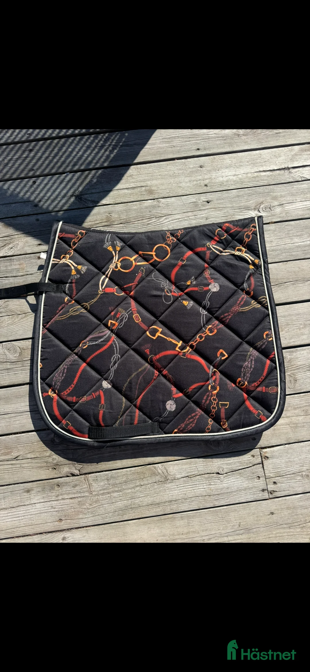 Schabrak & Vojlockar hästutrustning till salu: Coolt schabrak  - Annons 1