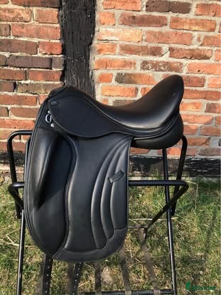 Sadlar hästutrustning Sadel Dressyrsadel PDS Carl Hester - Annons 1