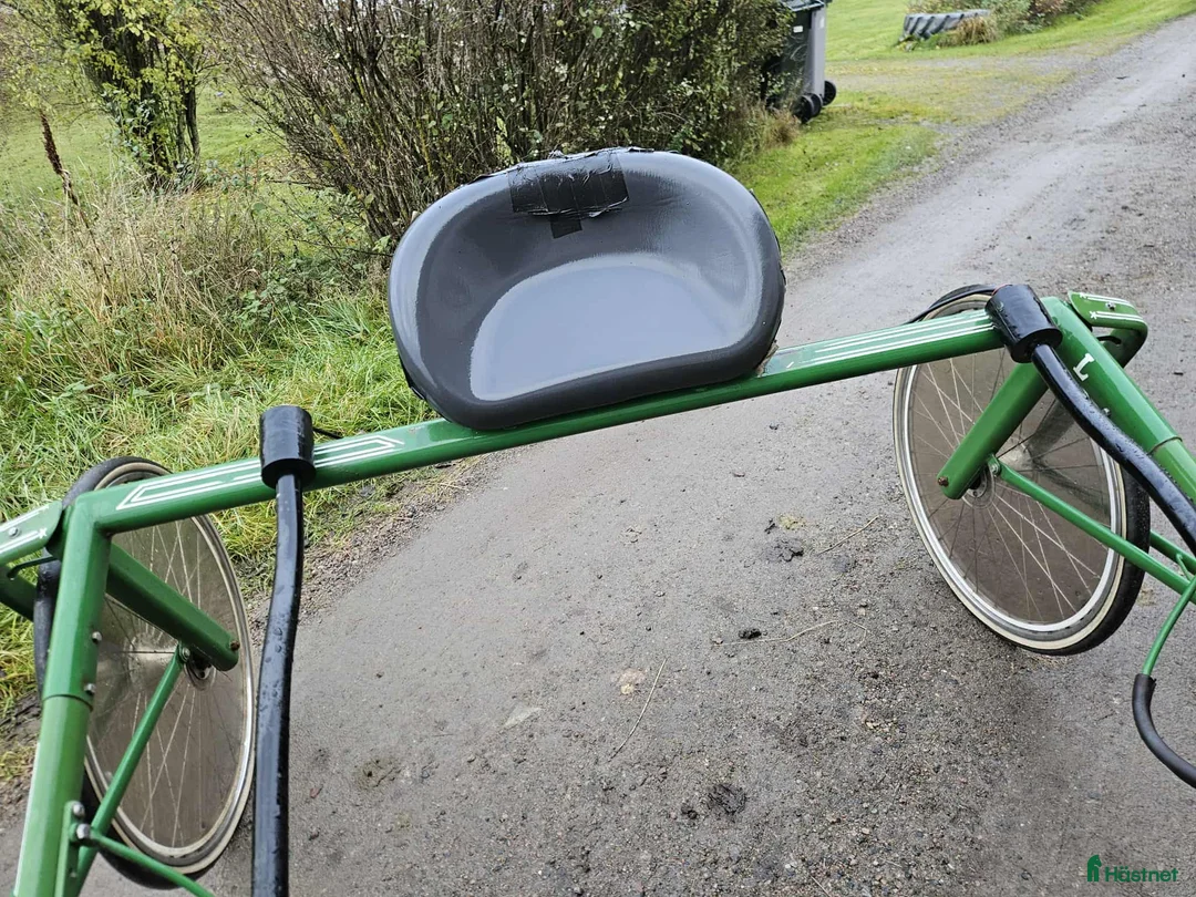 Travsulkys trav till salu: Grafströms tävlingssulky  - Annons 3