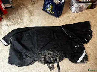 Täcken hästutrustning till salu: Amigo Bravo 12 plus, stl 130 i Kareby - Annons 1