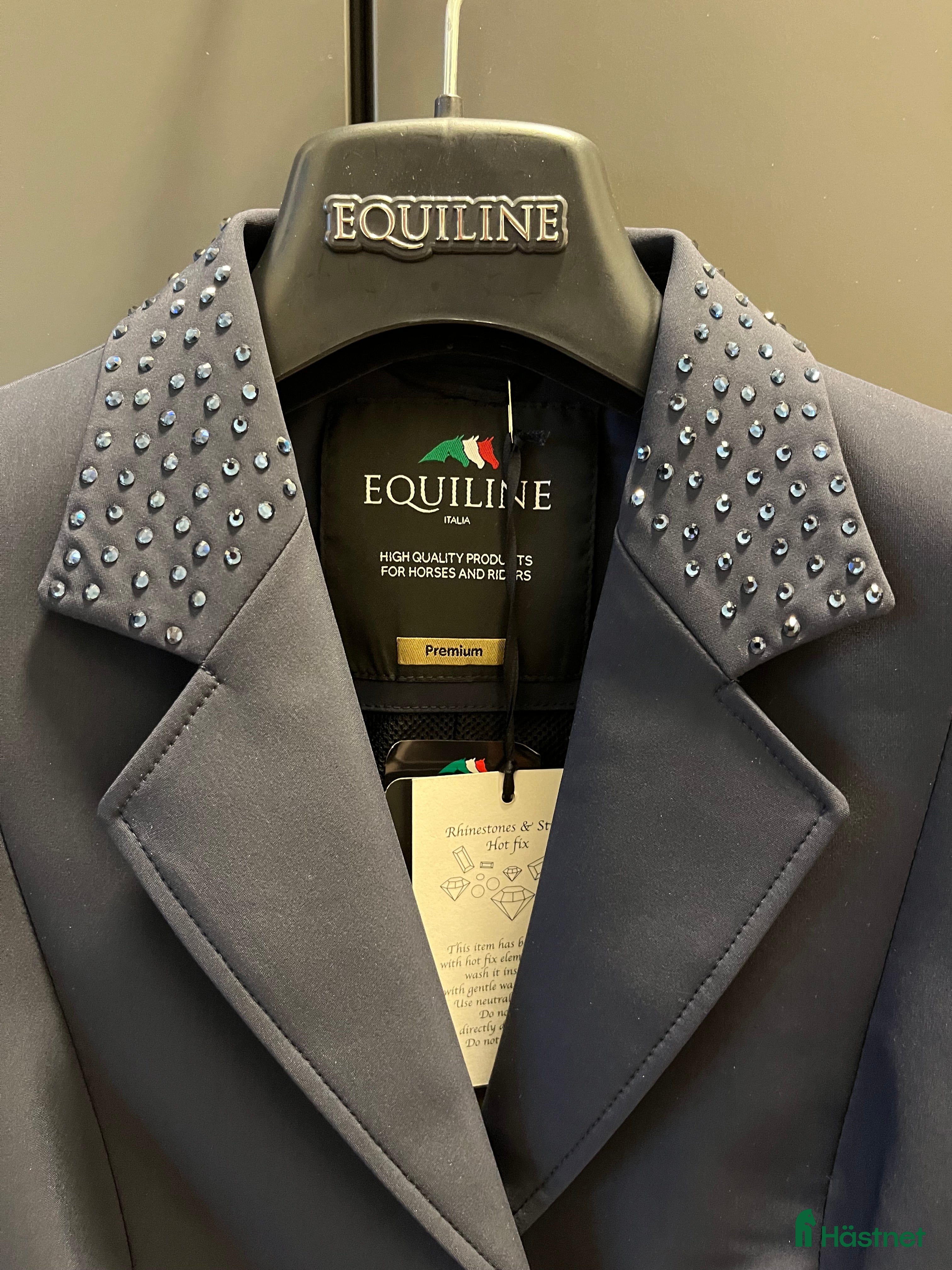 Jackor &amp; Kavajer ryttarutrustning till salu: Världens finaste tävlingskavaj säljes i Smedstorp - Annons 14