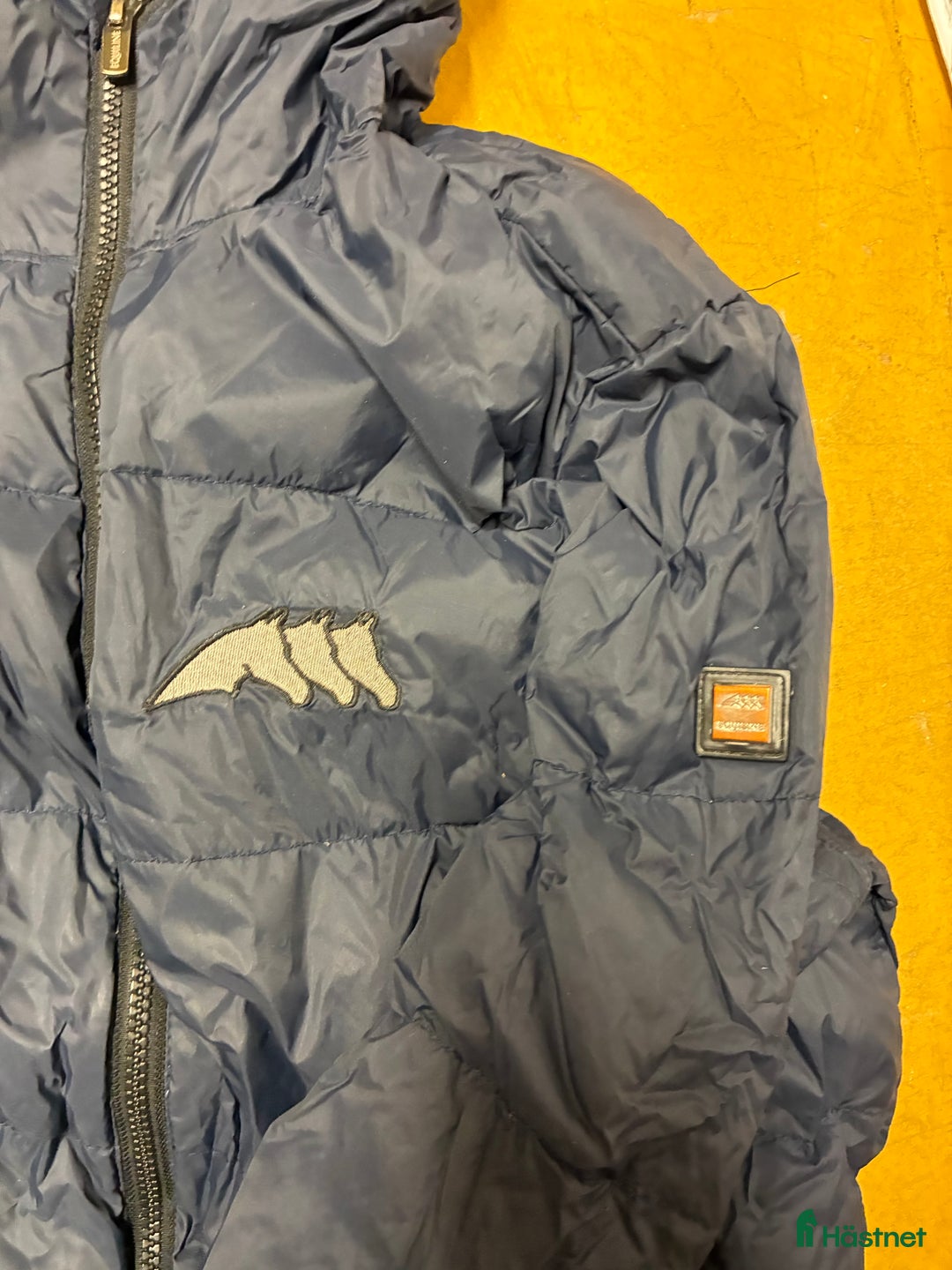 Jackor & Kavajer ryttarutrustning till salu: Equiline dunjacka i Stockholm - Annons 4