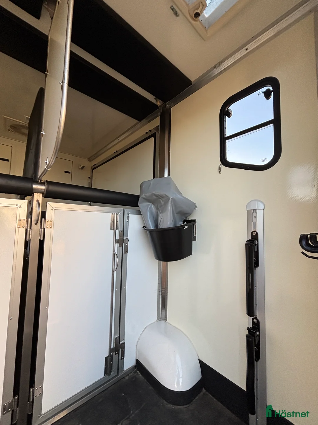 Hästlastbilar  fordon & transport till salu: Horsepartner Exclusive hästbil i Laholm - Annons 16