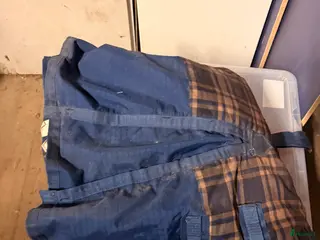 Övrig utrustning övrig utrustning till salu: Vintertäcke ca 250 gram i Grödinge - Annons 3