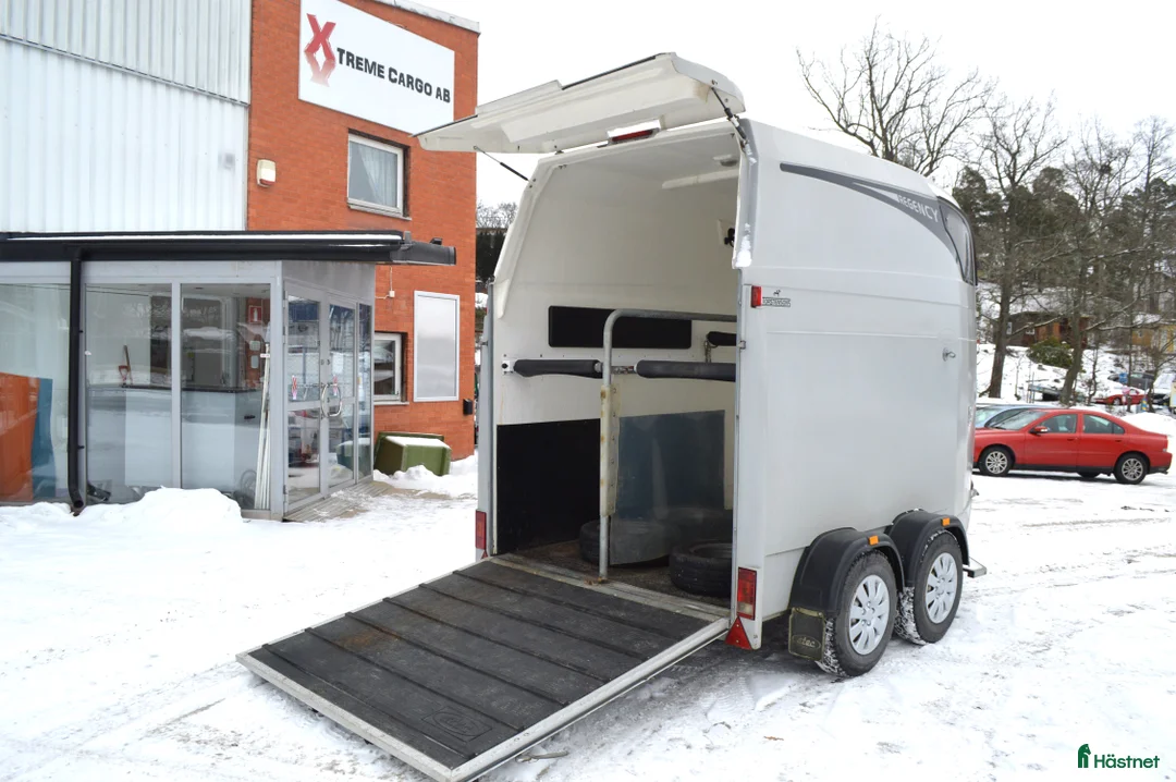 Hästtransporter  fordon & transport till salu: Atec Regency 2015, Totalvikt 1800 kg i Kvicksund - Annons 5