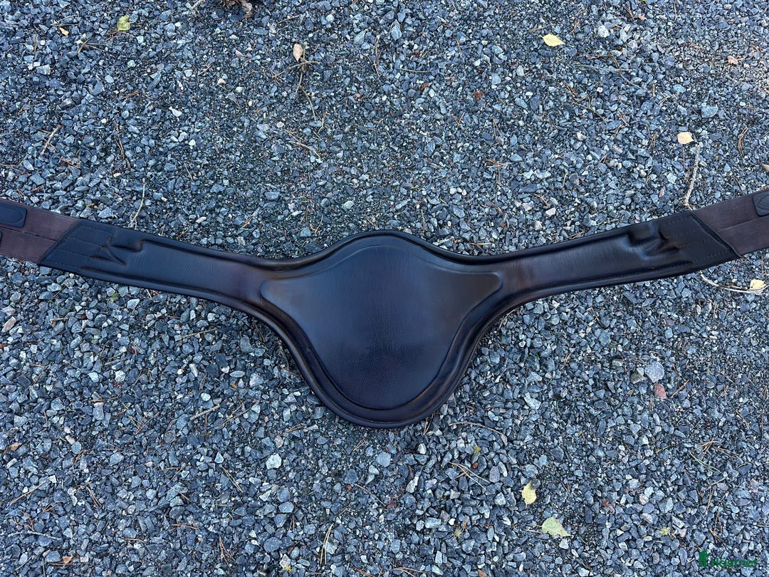 Sadeltillbehör hästutrustning till salu: Equipe magplatta 130cm i Köping - Annons 2