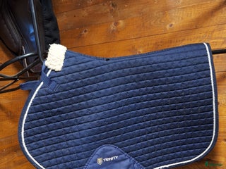 Schabrak & Vojlockar hästutrustning till salu: ||Shabrak I st full☺️ Går att bytta!☺️|| i Nora - Annons 1