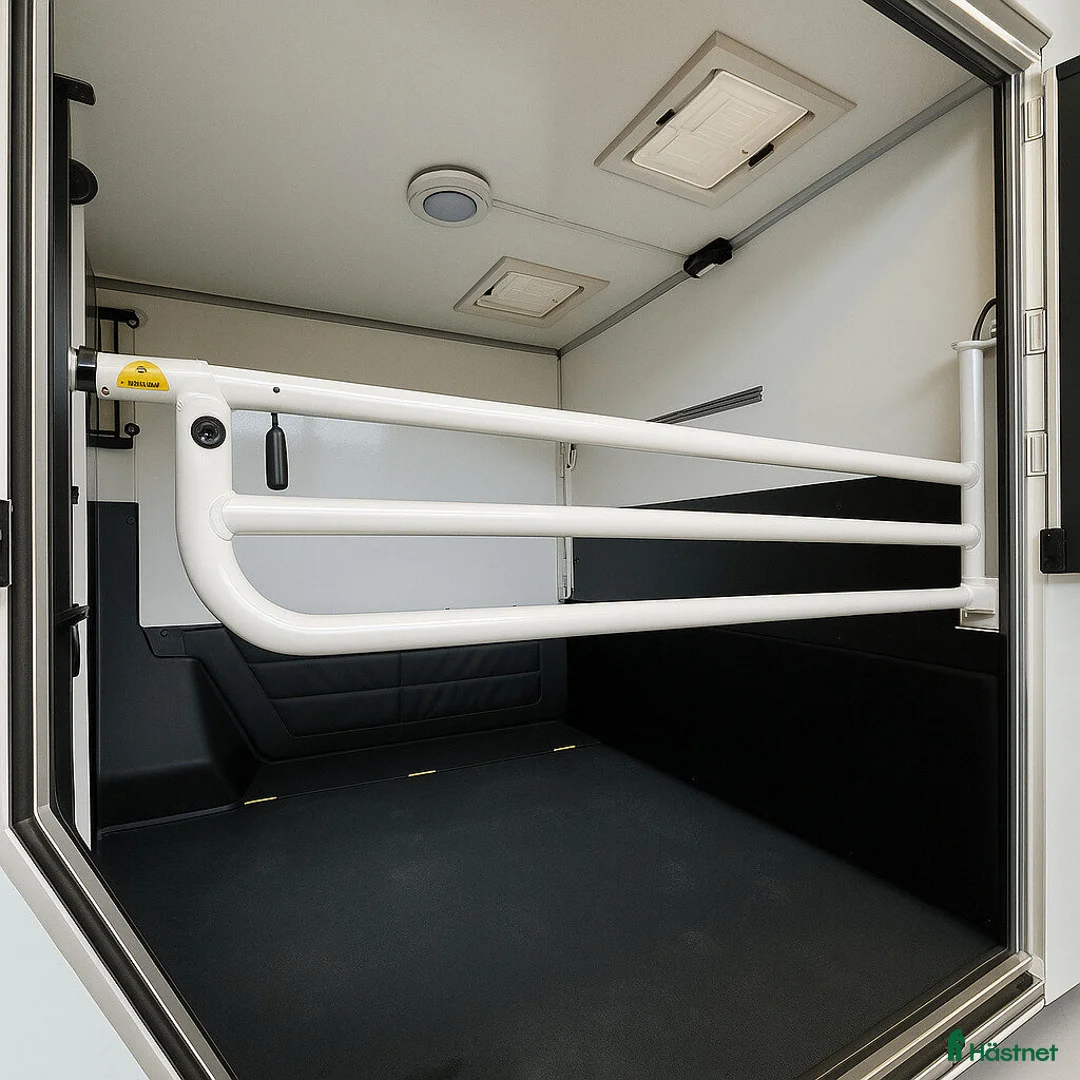 Hästlastbilar  fordon & transport till salu: UME Light5-S Stuteri i Borlänge - Annons 5