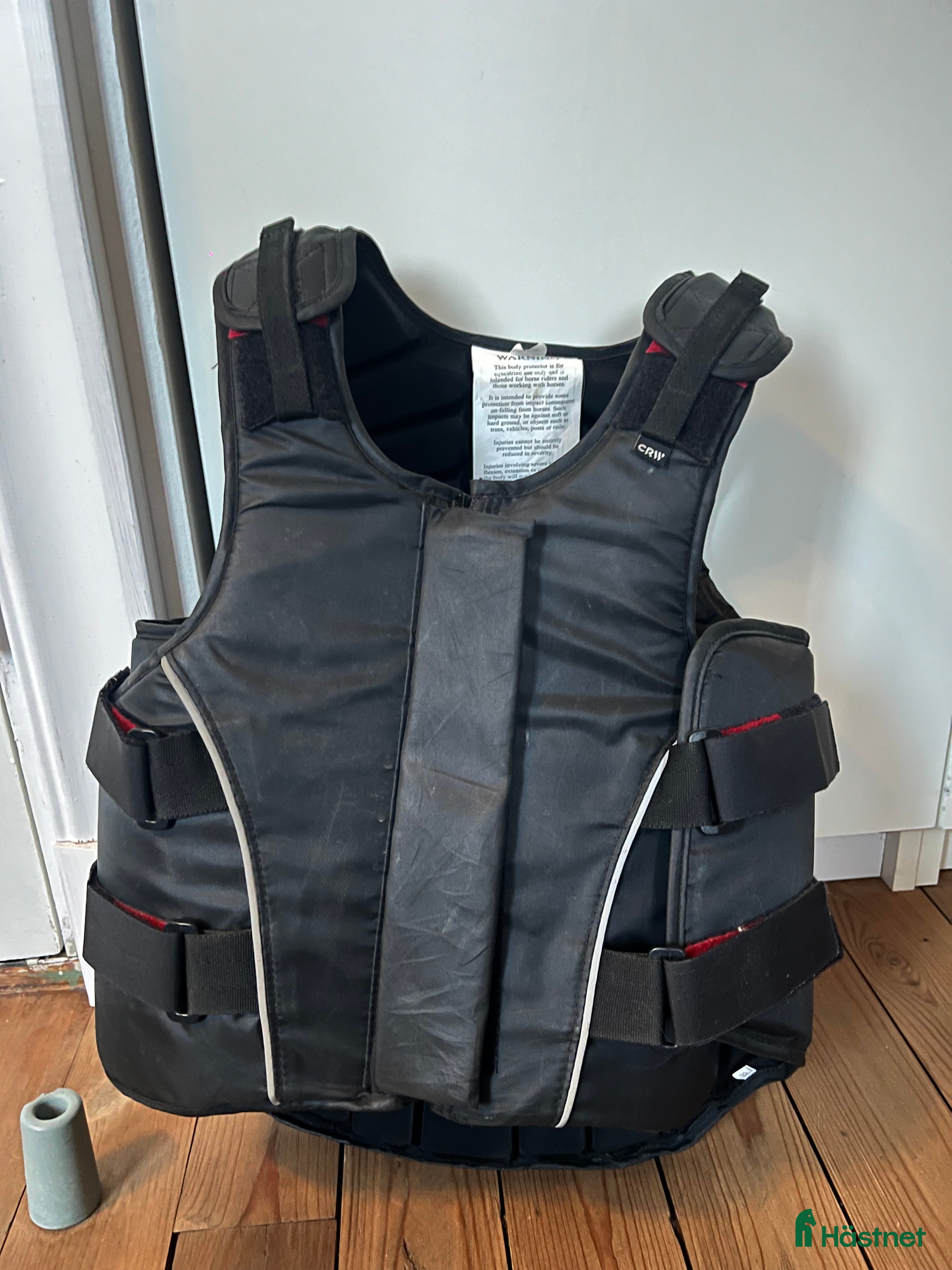 Säkerhetsvästar ryttarutrustning till salu: Säkerhetsväst för ungdom i Finspång - Annons 3