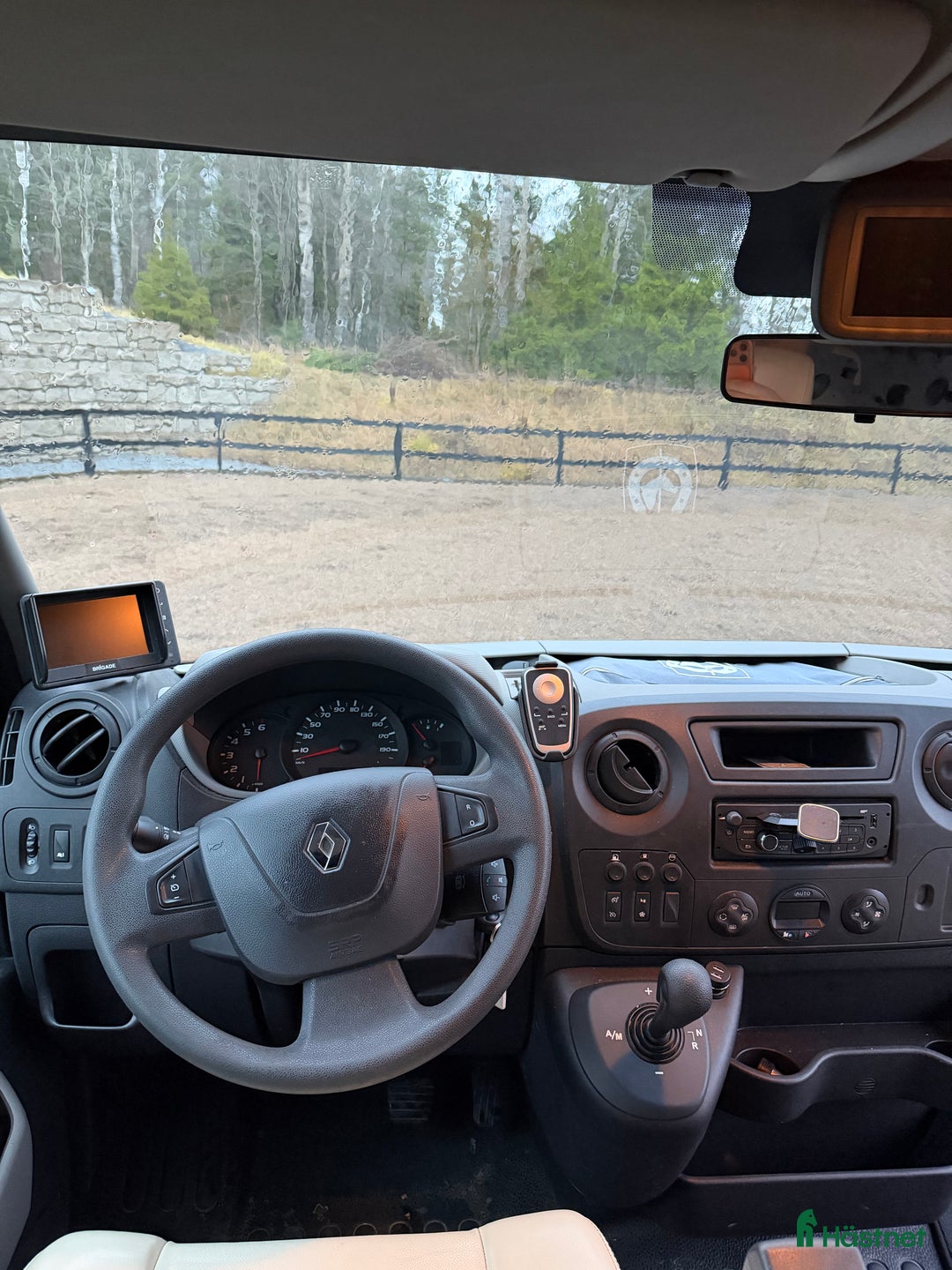 Hästlastbilar  fordon & transport till salu: Mycket fin theault proteo 5 Hästlastbil  i Västerås - Annons 12