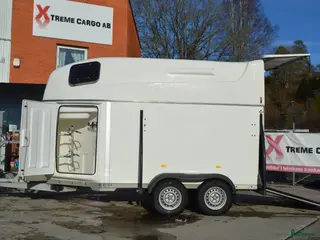 Hästtransporter fordon & transport till salu: Christ Mega Coral Sadelkammare 2021 Totvikt 2000kg - Annons 1