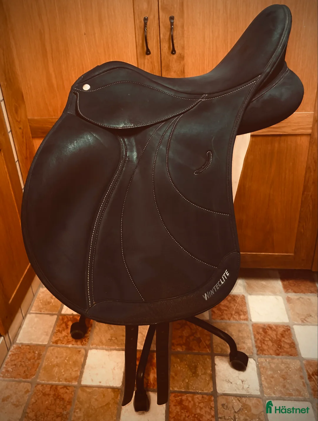 Sadlar hästutrustning till salu: Wintec Wide All Purpose D’Lux Allroundsadel 16’ - Annons 1