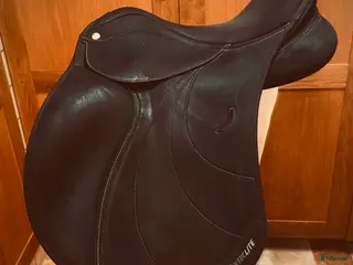 Sadlar hästutrustning Wintec Wide All Purpose D’Lux Allroundsadel 16’ - Annons 1