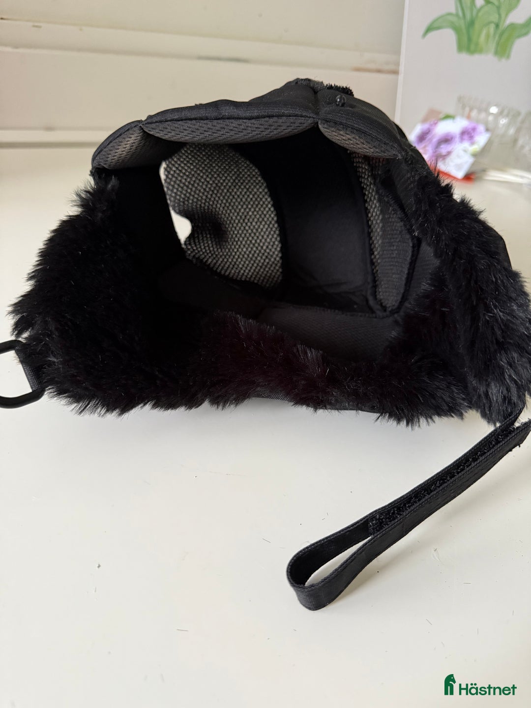 Övrig Ryttarutrustning ryttarutrustning till salu: Samshield vinter innerliner strl 55 i Kinna - Annons 2