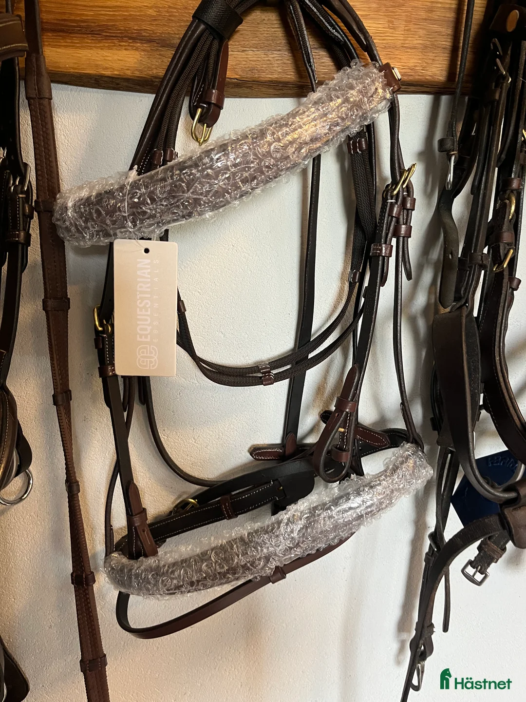 Träns hästutrustning till salu: Helt nytt brunt träna i Degeberga - Annons 1