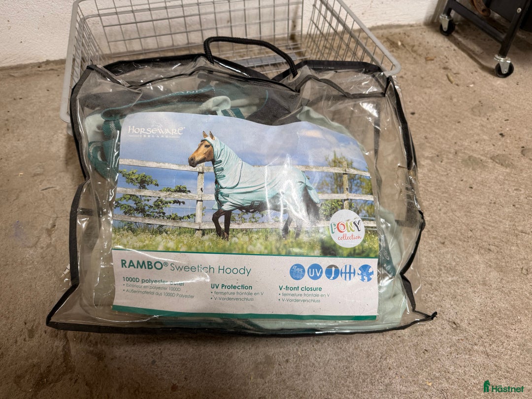 Täcken hästutrustning till salu: Rambo Sweetitch Hoody  i Landeryd - Annons 1