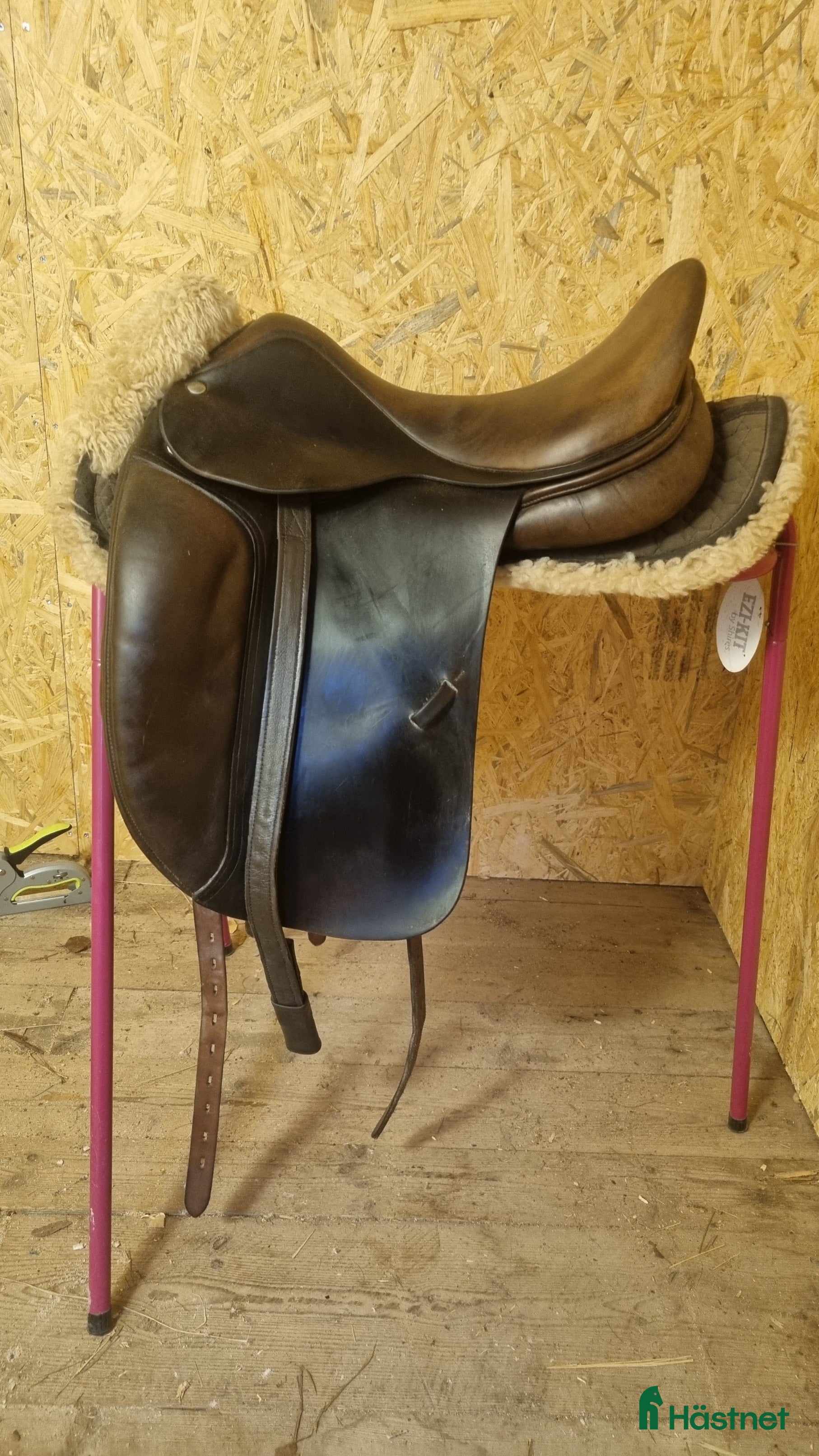 Sadlar hästutrustning till salu: Amerigo classic dressyrsadel  i Tallåsen - Annons 3