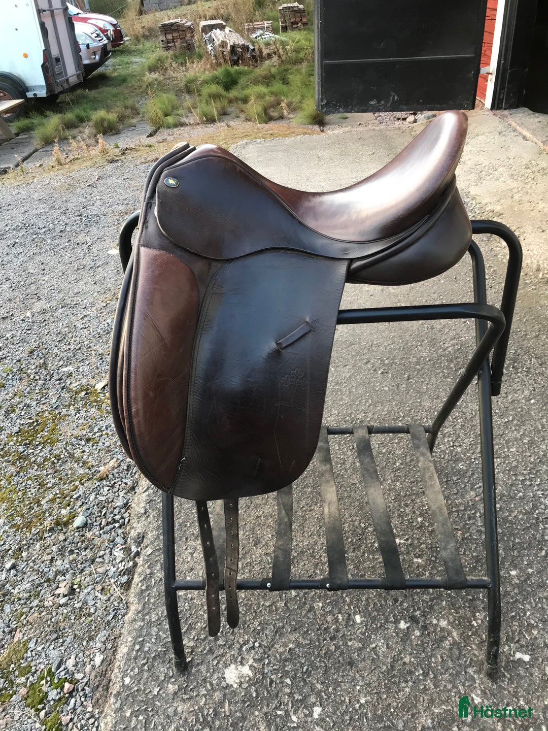 Sadlar hästutrustning till salu: Fin Spalding dressyrsadel  i Sturefors - Annons 1