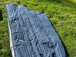 Täcken hästutrustning Rambo Vinter stalltäcke 300 gr - Annons 23