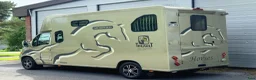 Hästlastbilar  fordon & transport till salu: Kvalitets hästlastbil fr THEAULT - Annons 4