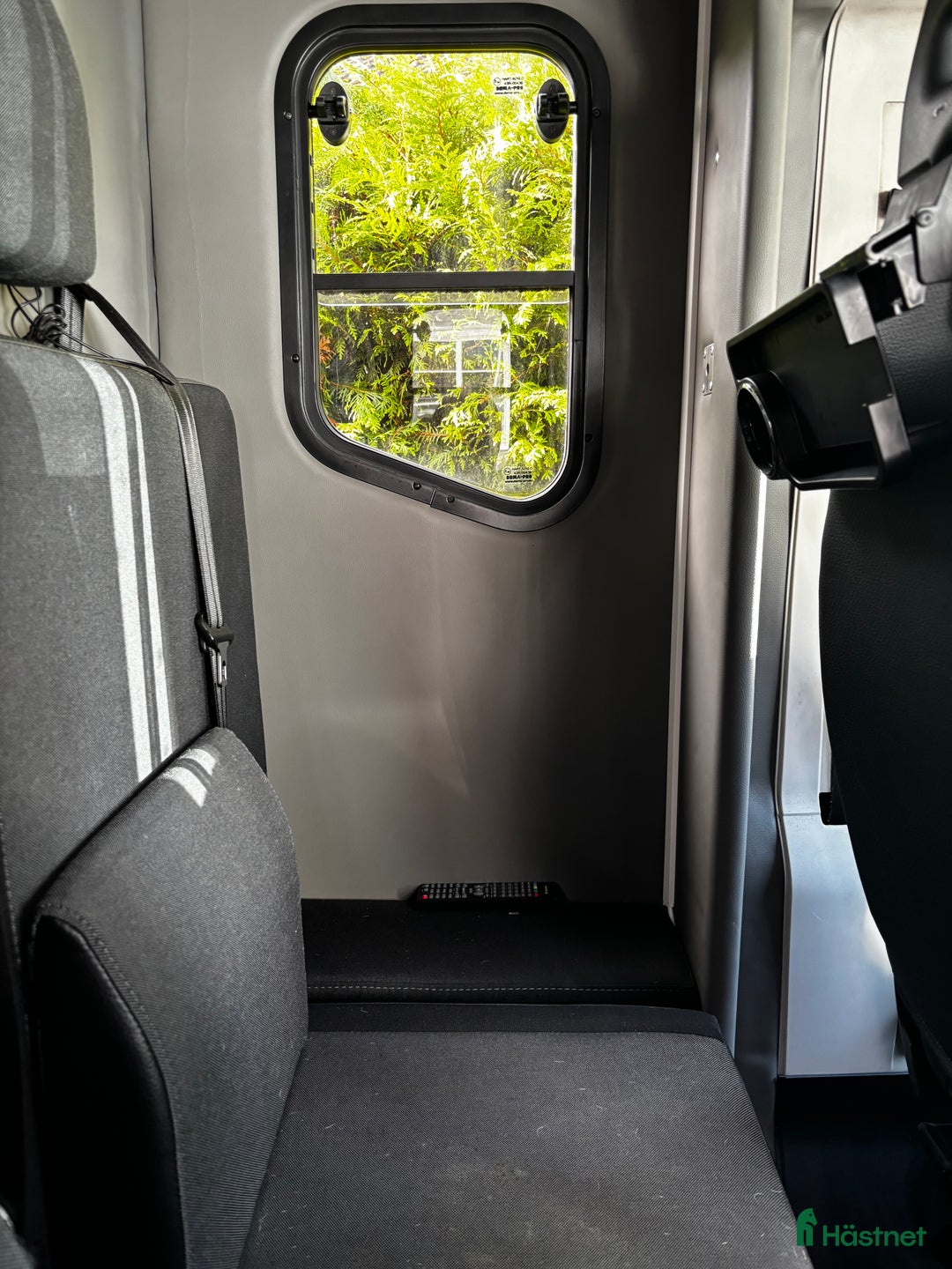 Hästlastbilar  fordon & transport till salu: Hästbuss B-kort i Karlstad - Annons 8