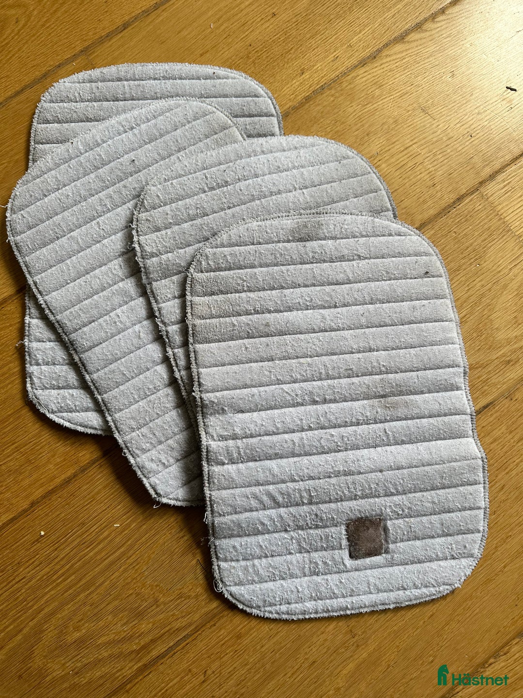 Benskydd hästutrustning till salu: Bandageunderlägg i Perstorp - Annons 2