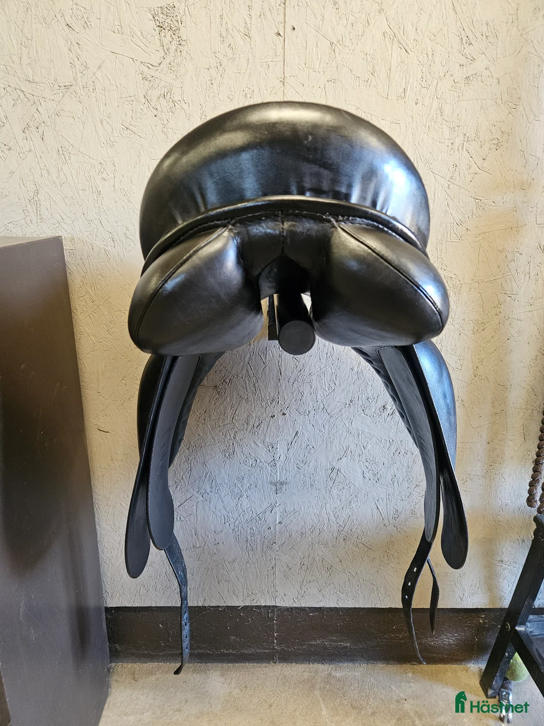 Sadlar hästutrustning till salu: Passier Corona Customized dressyrsadel – 17” i Hässleholm - Annons 2