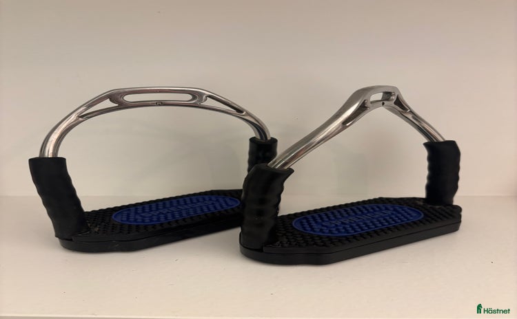 Stigbyglar hästutrustning till salu i Bromma - Annons 18