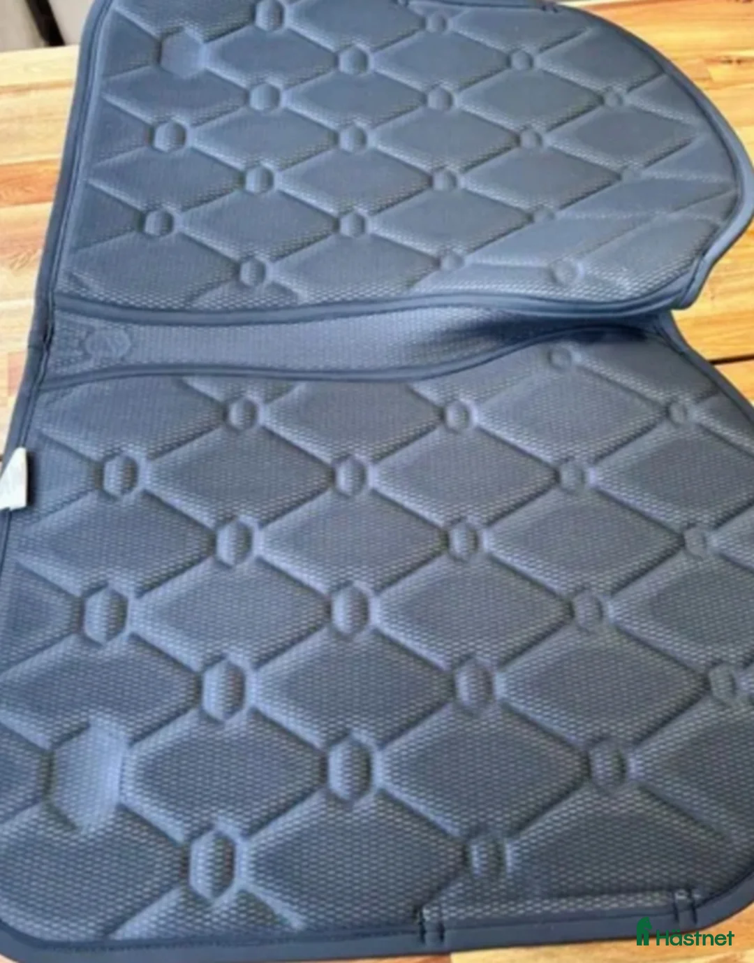 Schabrak & Vojlockar hästutrustning till salu: Samshield Spineshield Full - Annons 5