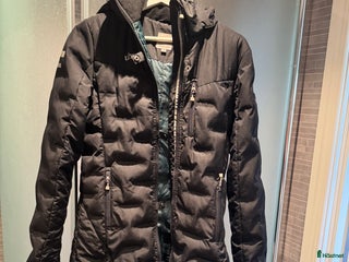 Jackor & Kavajer ryttarutrustning till salu: Uhip kappa i Nossebro - Annons 1