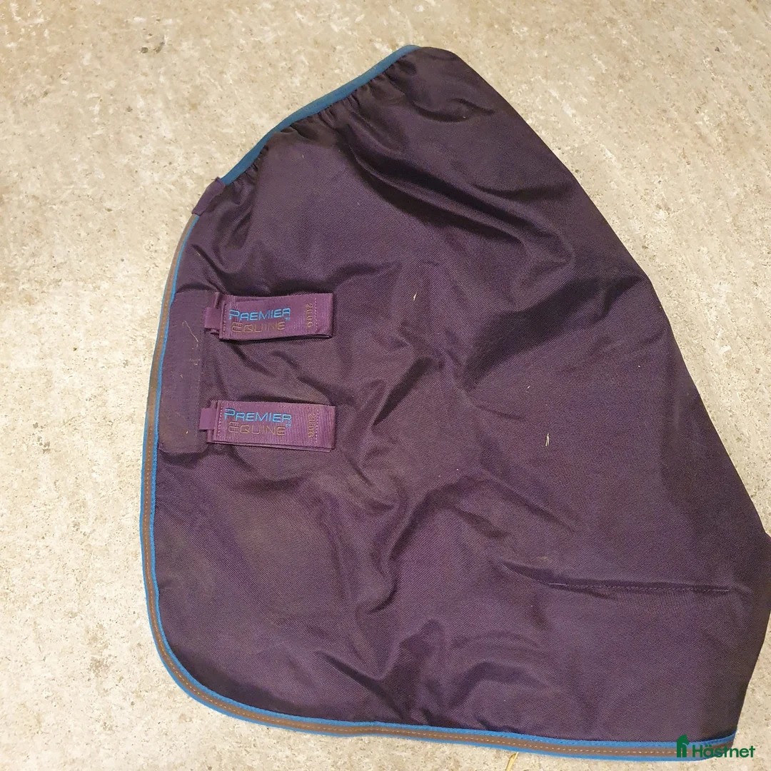 Täcken hästutrustning till salu: Premier Equine Titan 200g 6.3/140-145 i Tranås - Annons 13