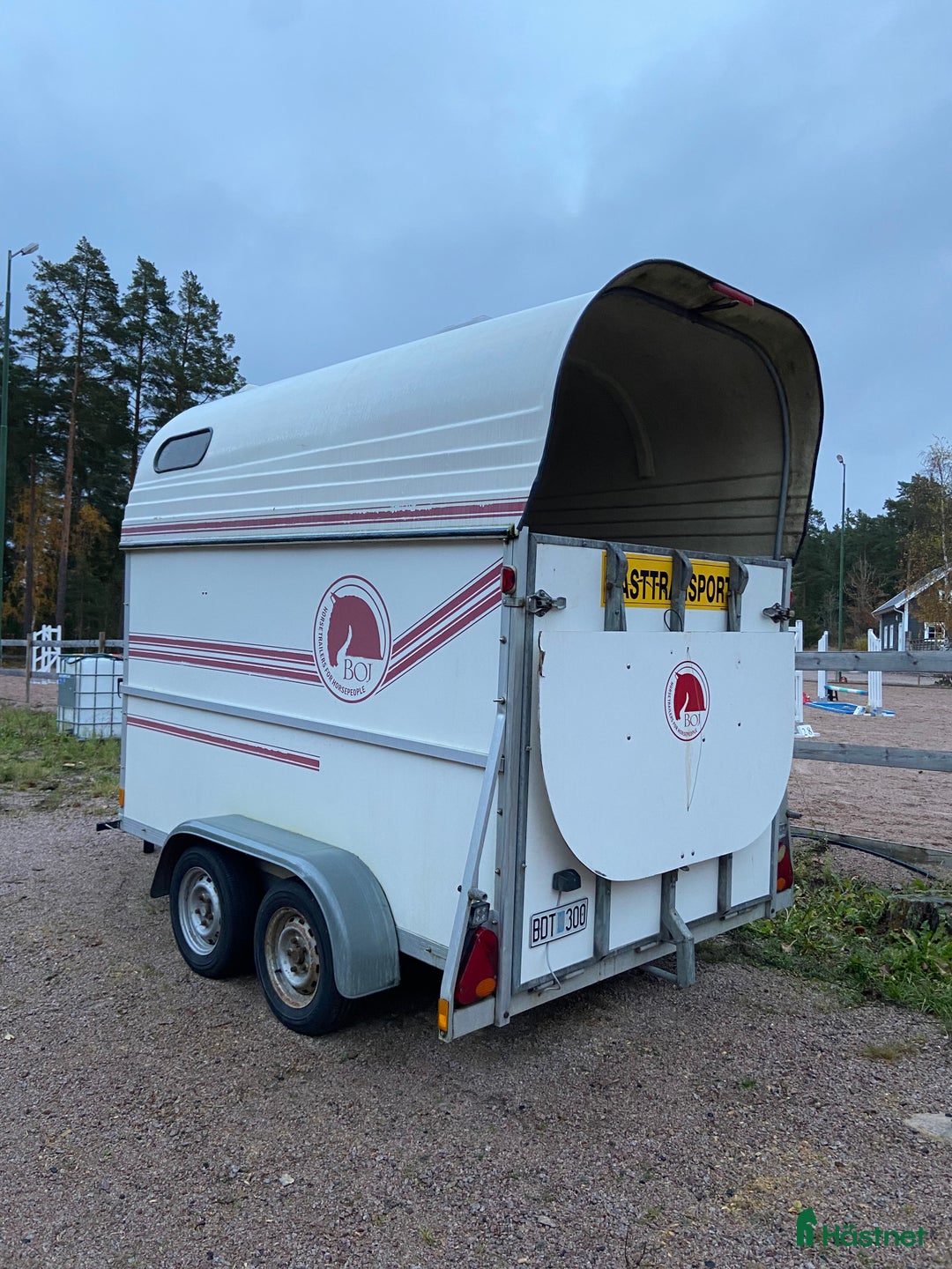 Hästtransporter  fordon & transport till salu: Boj extra bred extra hög  i Tranås - Annons 3