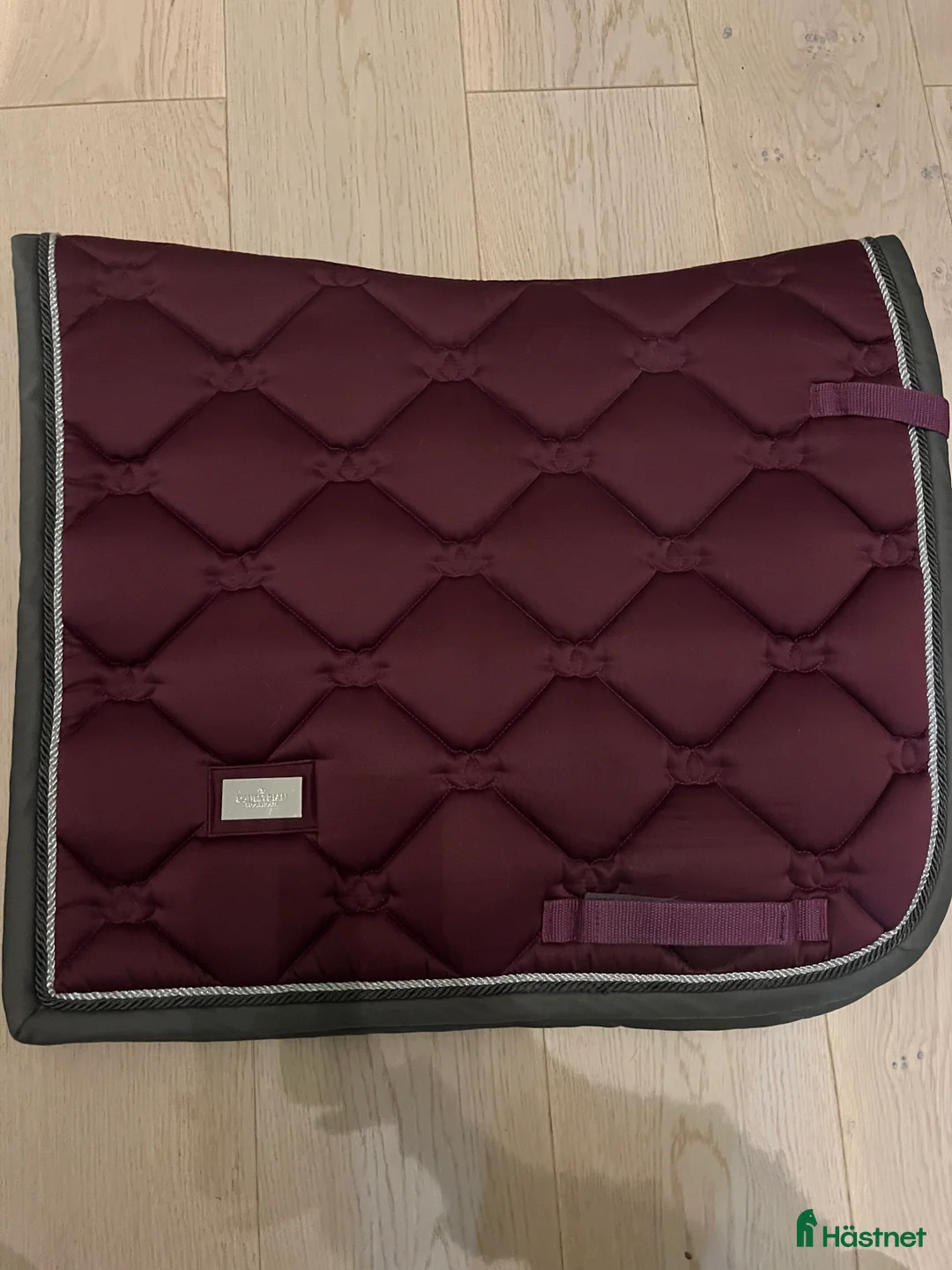 Schabrak & Vojlockar hästutrustning till salu: Equestrian Stockholm  i Sollentuna - Annons 2