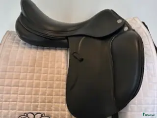 Sadlar hästutrustning Dressyrsadel Prestige Inspire i Uppsala - Annons 5