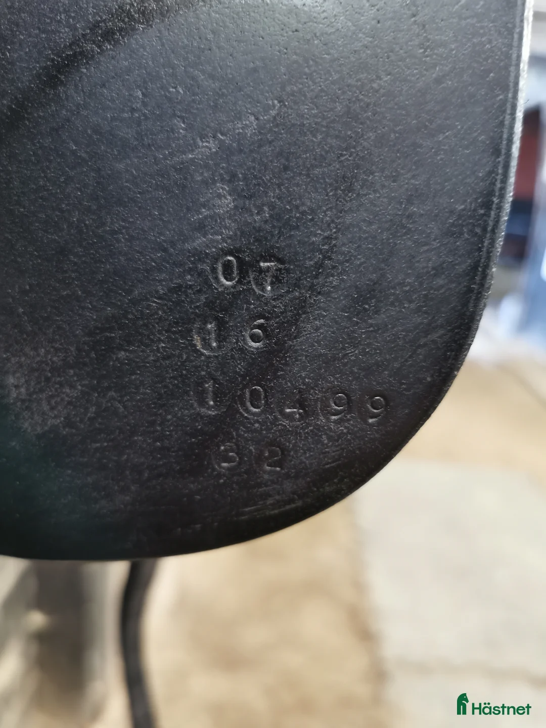 Sadlar hästutrustning till salu: Dressyrsadel Morris & Nolan 16" bomvidd 32 i Huddinge - Annons 4