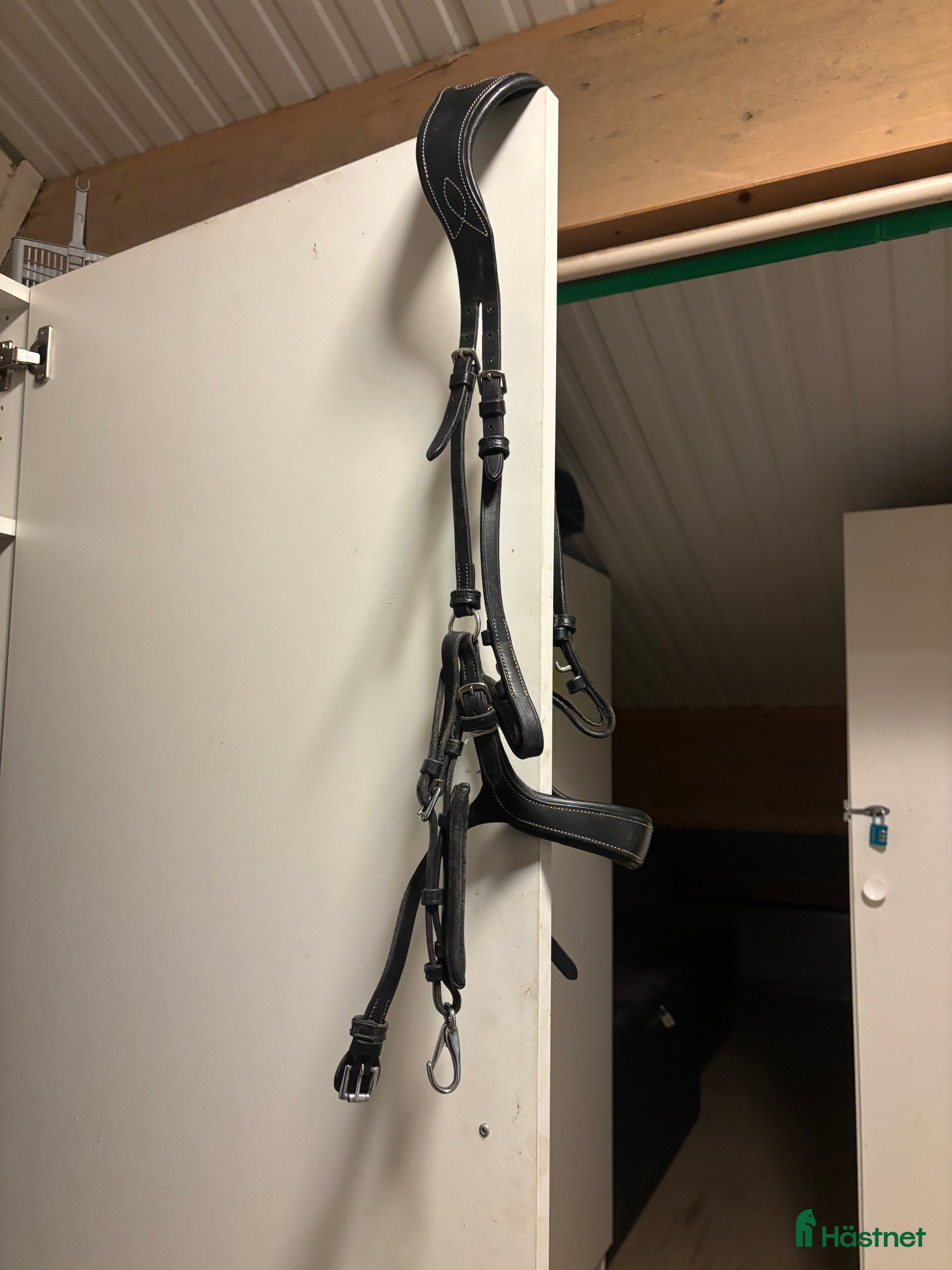 Träns hästutrustning till salu: Svart ps of Sweden träns  i Saltsjö-Boo - Annons 22