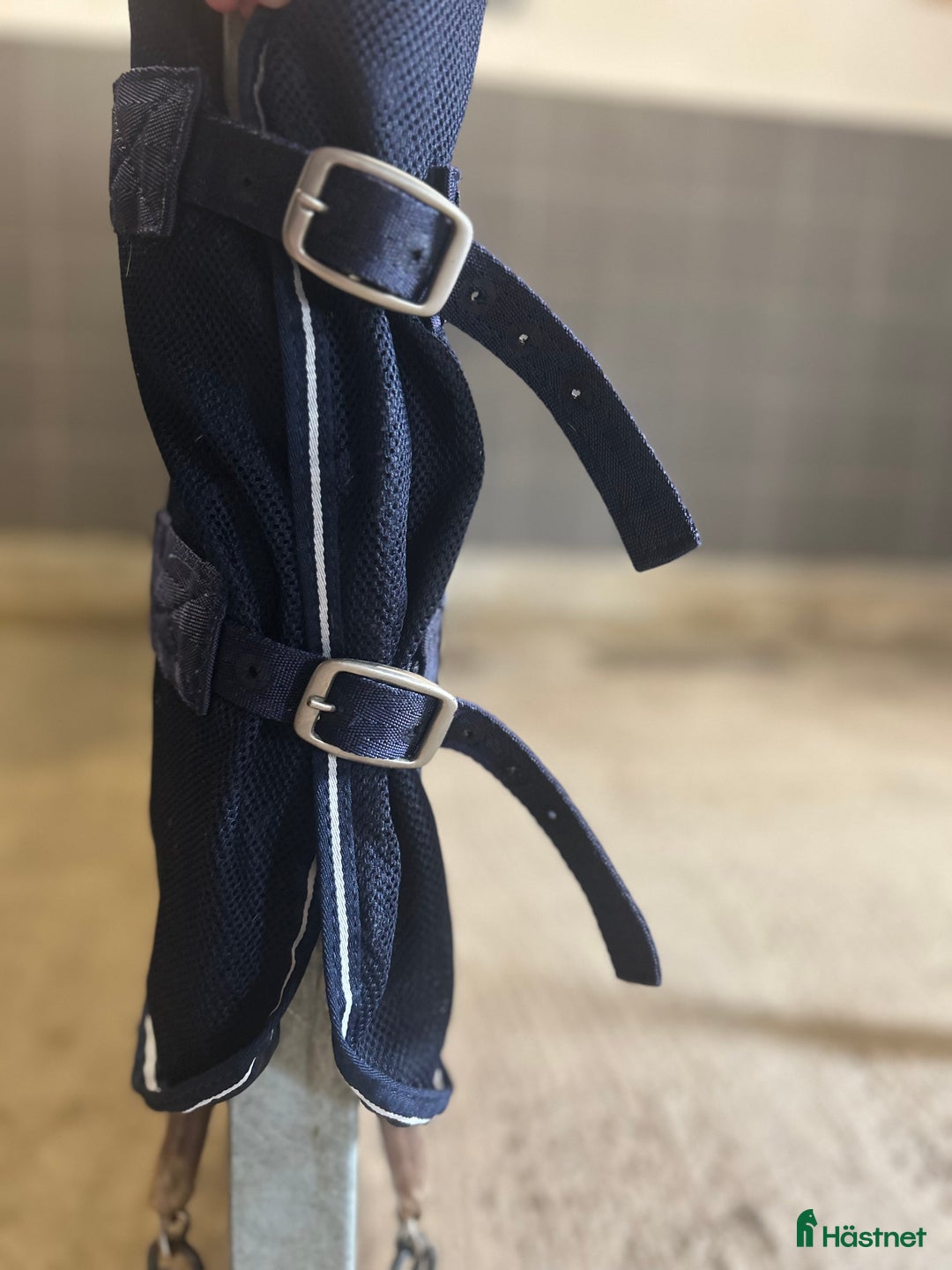 Täcken hästutrustning till salu: Fleece/nättäcken stl.165 i Vellinge - Annons 3