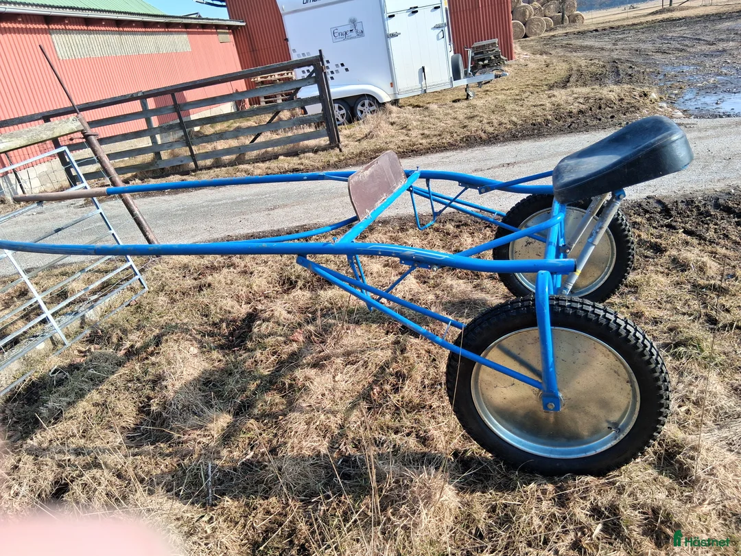 Övrig Hästutrustning hästutrustning till salu: Sulky i Katthammarsvik - Annons 2