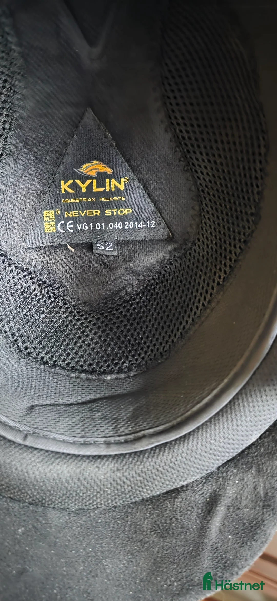 Hjälmar ryttarutrustning till salu: Ridhjälm med bling i Landvetter - Annons 2