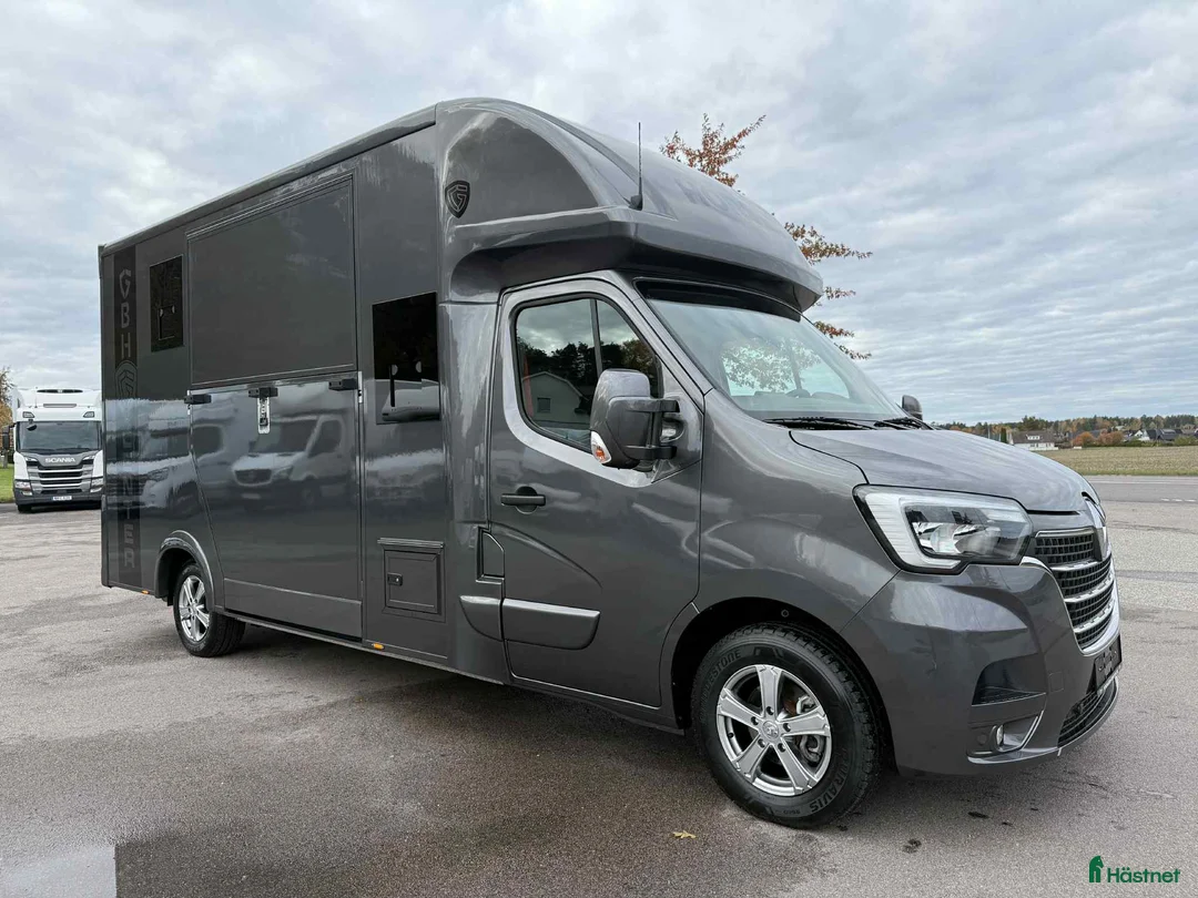 Hästlastbilar  fordon & transport till salu: NORDIC HORSE 5 STUTERI *HÖG LASTVIKT* - Annons 1