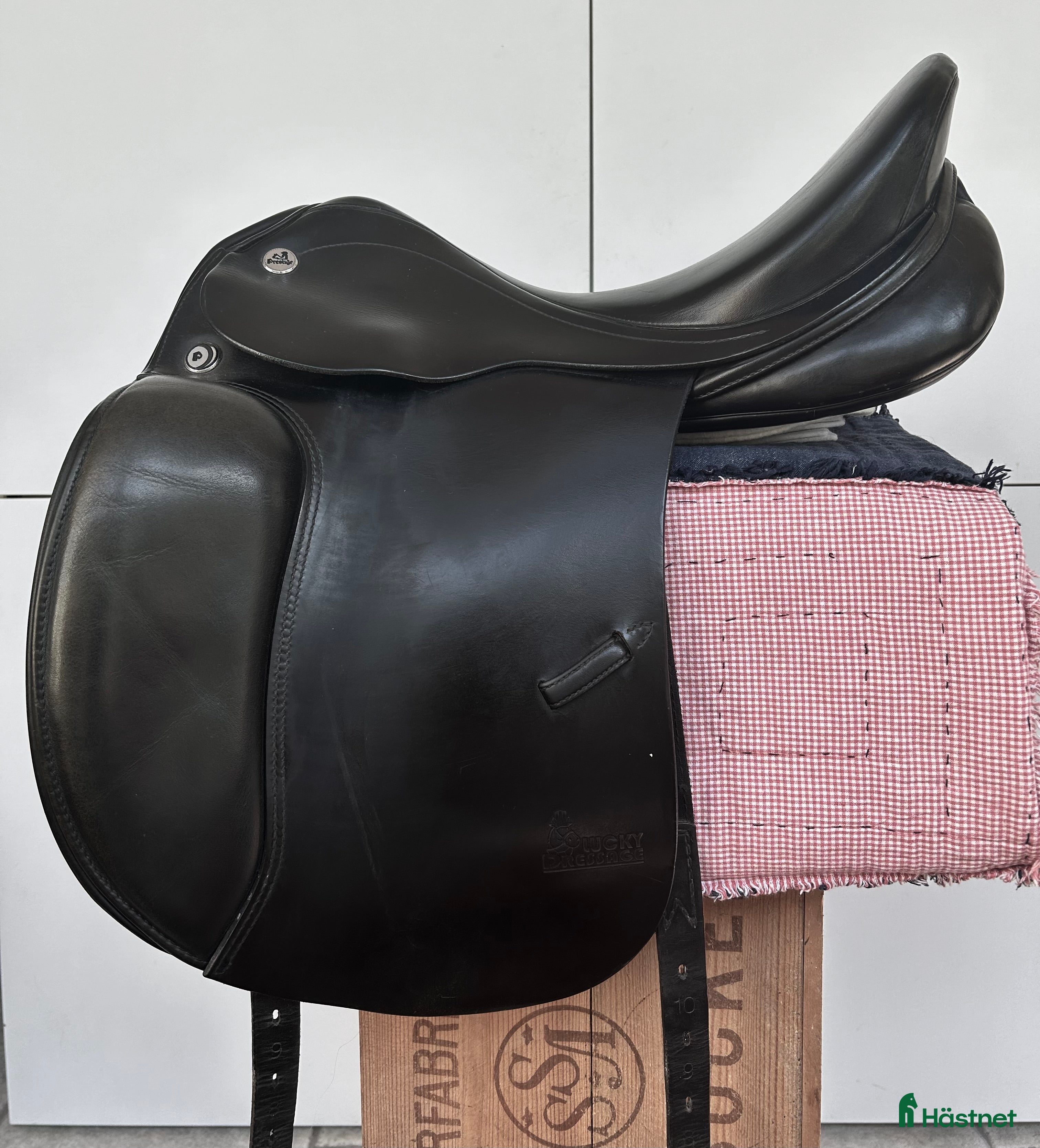 Sadlar hästutrustning Prestige Lucky Dressage 16/33 säljes/bytes i Mölndal - Annons 11
