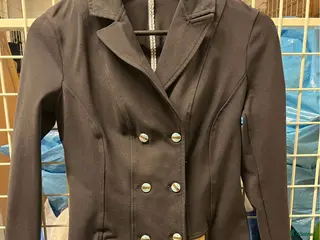 Jackor & Kavajer ryttarutrustning till salu: Animo frackett i Göteborg - Annons 21