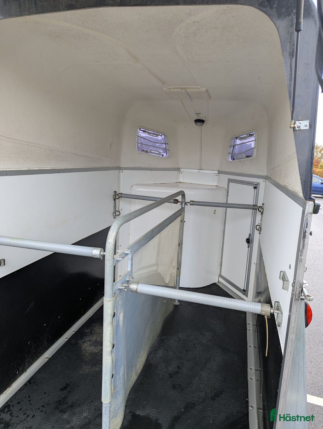 Hästtransporter  fordon & transport till salu: Nyrenoverat släpp i gott skick!! i Svalöv - Annons 4