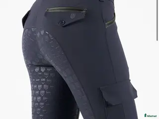 Ridbyxor ryttarutrustning till salu: Maya delorez ridbyxor i Mullsjö - Annons 24